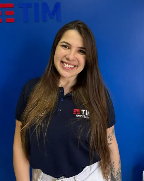 Nathalia, Consultora TIM Empresas da Vetorial Telecom